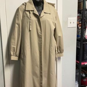 London Fog XL raincoat